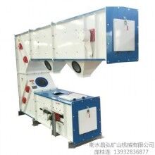耐火材料專用Z型提升機，整機防爆，內(nèi)置強制通風(fēng)系統(tǒng)